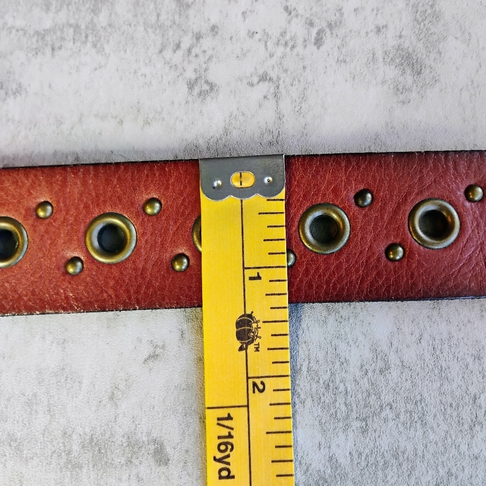 Fossil Brown Leather Belt with Gold Buckle - Picture 8 of 9